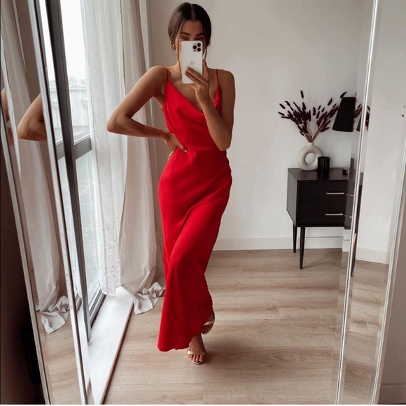 Zara Dresses & Skirts - NWT ZARA Satin Dress Red XL Blogger’s Favorite
